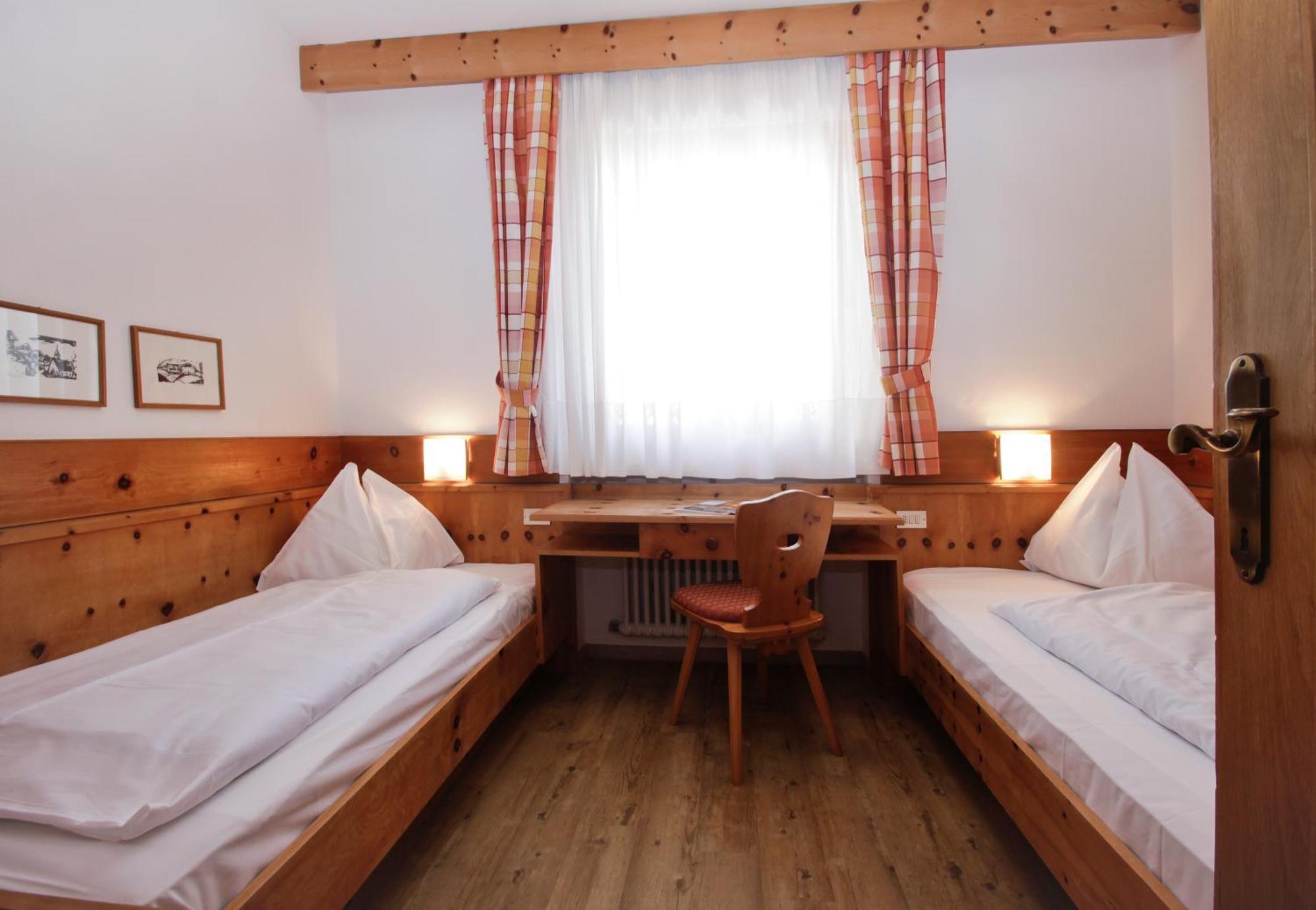 Ferienwohnungen St Hippolyt Mit Hallenbad ลากุนโด ภายนอก รูปภาพ